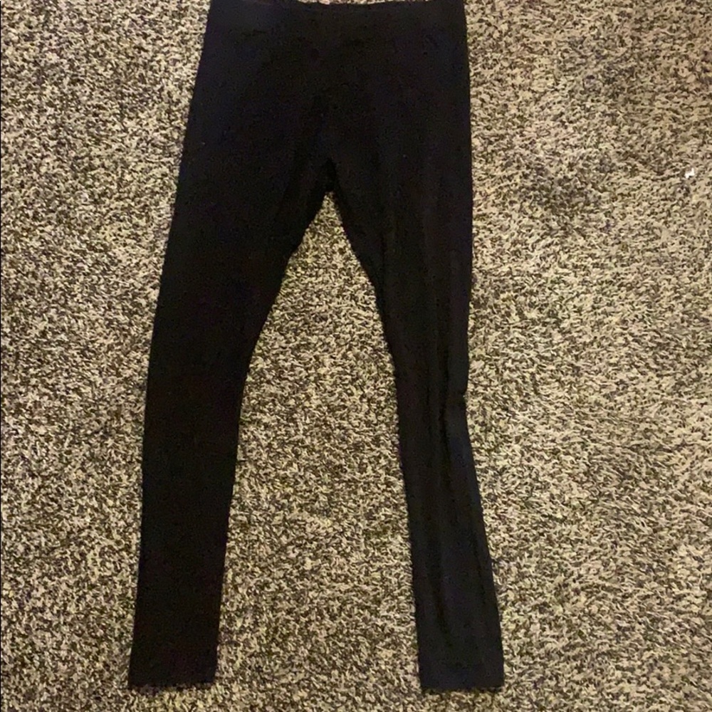 black leggings
